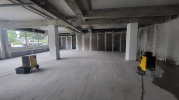 Assèchement d’un flocage anti-incendie : une nécessité afin d’éviter la prolifération de moisissures Assèchement d’un flocage anti-incendie : une nécessité afin d’éviter la prolifération de moisissures