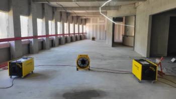 Purifier l’air d’un chantier : optez pour la location de purificateurs d’air professionnels