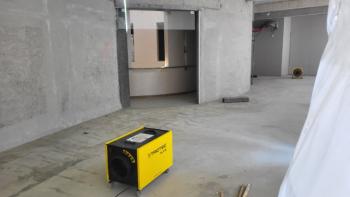 Purifier l’air d’un chantier : optez pour la location de purificateurs d’air professionnels