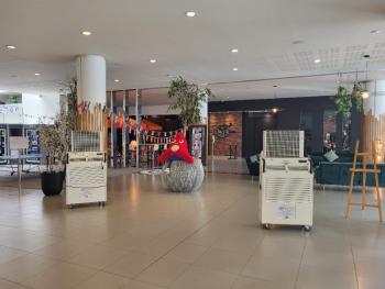 La canicule menace votre événement ? Ne laissez pas la chaleur gâcher le moment de vos invités. La canicule menace votre événement ? Ne laissez pas la chaleur gâcher le moment de vos invités.